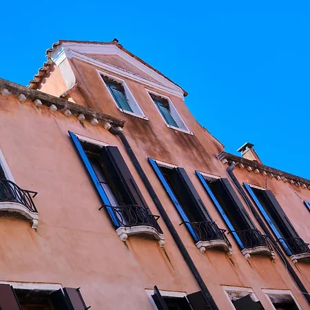 Palazzetto San Lio, Rialto-3